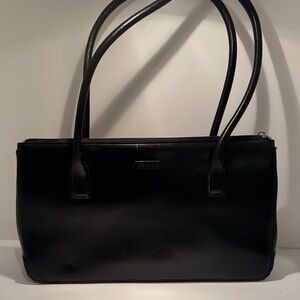 Oroton Elegant Leather Black Shoulder Bag